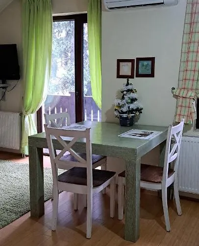 アパート A&f Zlatiborski